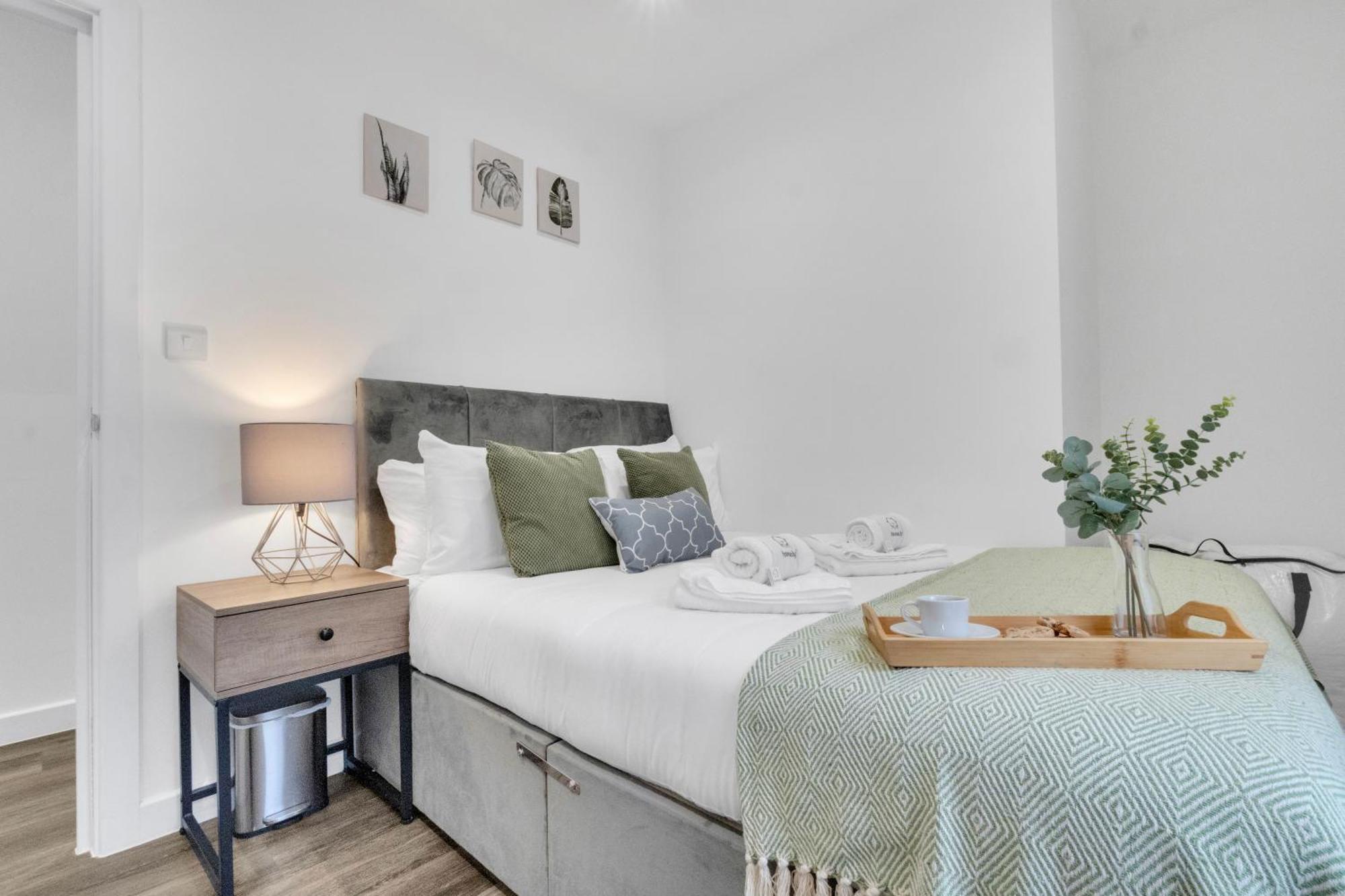 Homely North London Apartments Hendon The Hyde Buitenkant foto