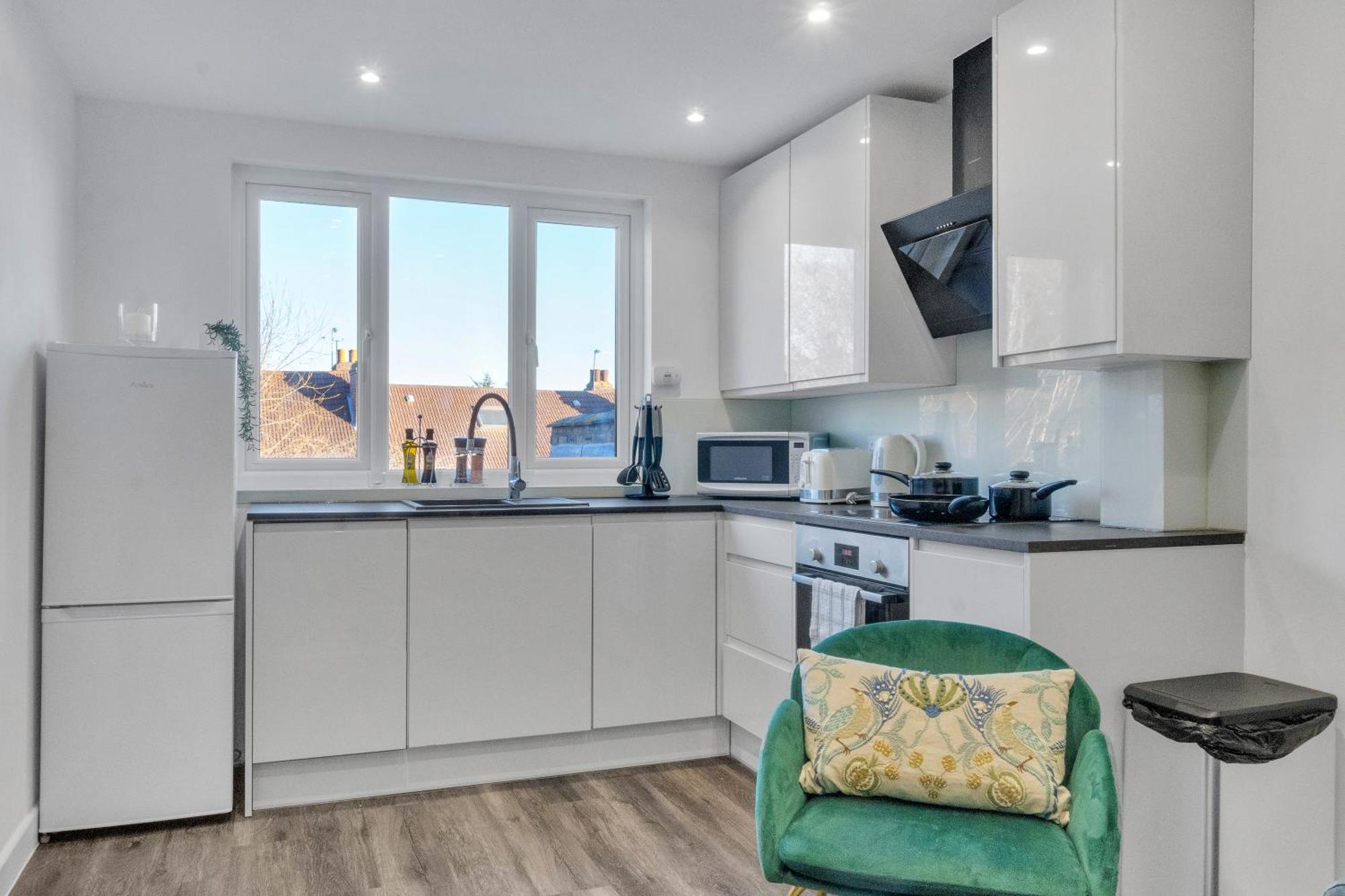 Homely North London Apartments Hendon The Hyde Buitenkant foto