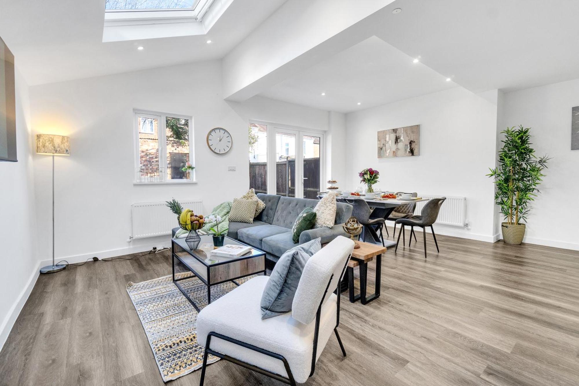 Homely North London Apartments Hendon The Hyde Buitenkant foto