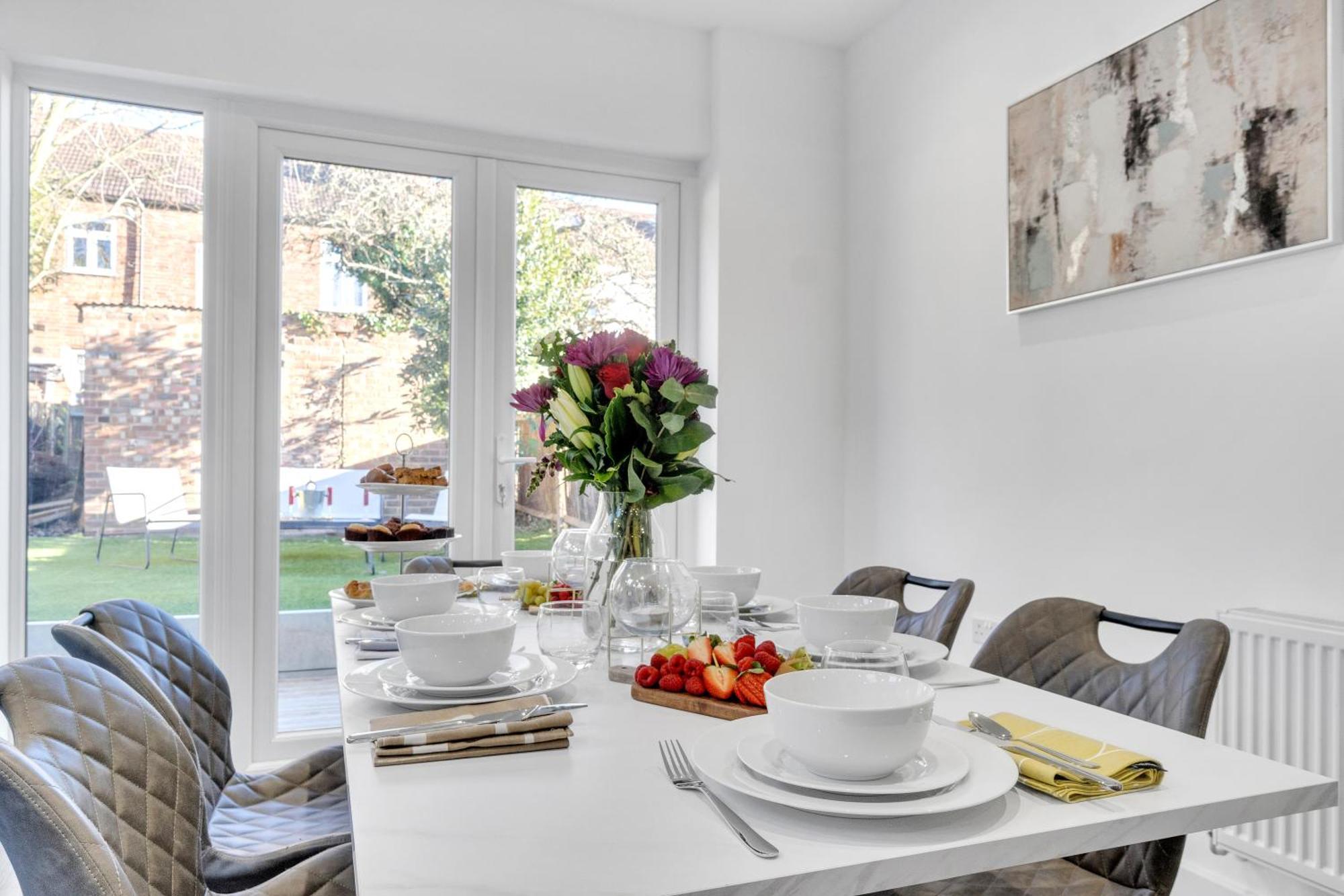 Homely North London Apartments Hendon The Hyde Buitenkant foto
